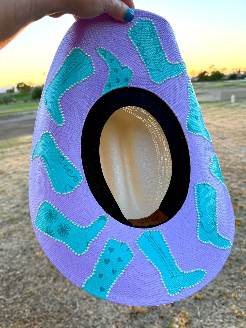 Blue purple rhinestone rancher cowboy hat wide brim straw